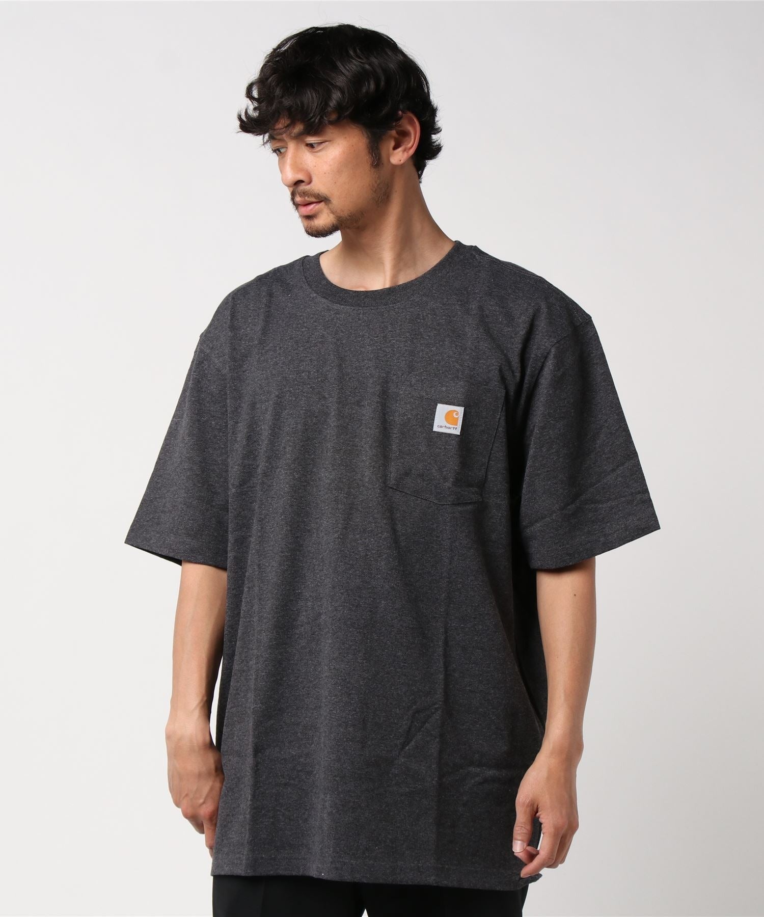 Carhartt カーハート】ビッグシルエット クルーネックポケット付き半袖