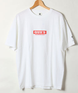 【QUE/キュー】USAコットン ボックスロゴプリントTシャツ