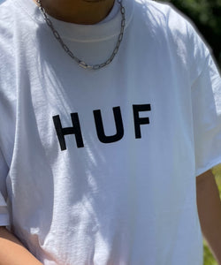 【HUF/ハフ】ESSENTIALS OG LOGO S/S TEE/エッセンシャルズ OGロゴ ショートスリーブTシャツ
